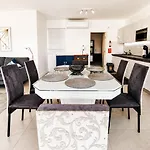 The Velvet - V2 Apartment Valletta