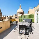 The Velvet - V2 Apartment