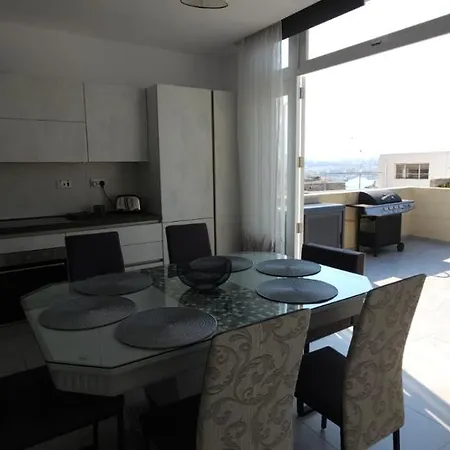 Apartment Penthouse Cathedral And Seaview Terrace V2 Valletta