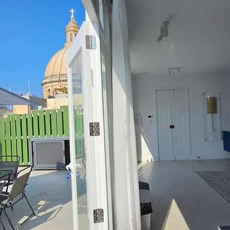 Penthouse Cathedral And Seaview Terrace V2 Apartment