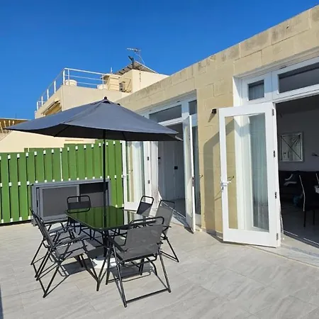 Apartment Penthouse Cathedral And Seaview Terrace V2