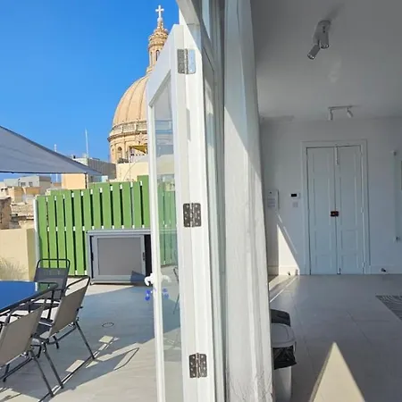 Penthouse Cathedral And Seaview Terrace V2 Valletta