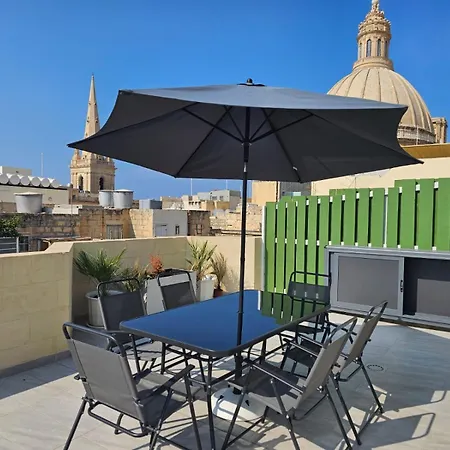 Penthouse Cathedral And Seaview Terrace V2