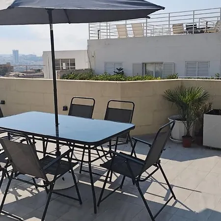 Penthouse Cathedral And Seaview Terrace V2 Apartment