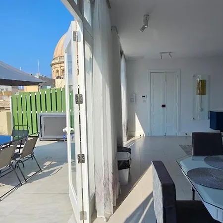 Penthouse Cathedral And Seaview Terrace V2 Apartment